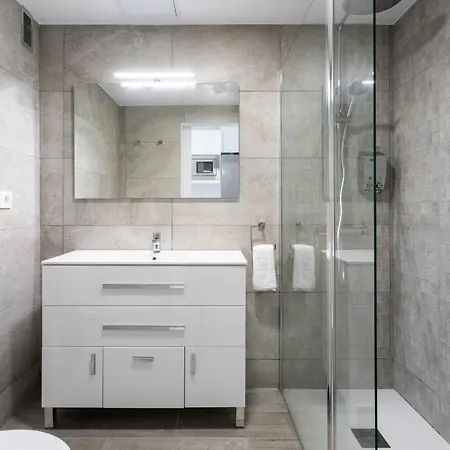 Deluxe Estudio Piscina Terraza Y Aire By Lightbooking
